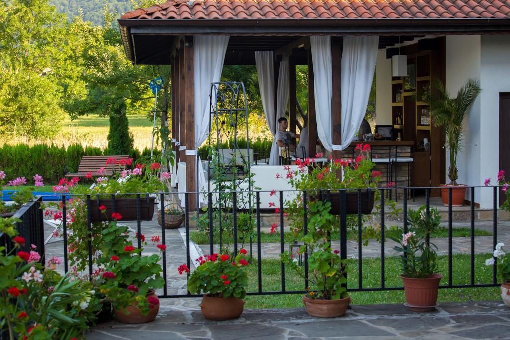 Family Hotel Strannopriemnitza Oreshak  Luaran gambar