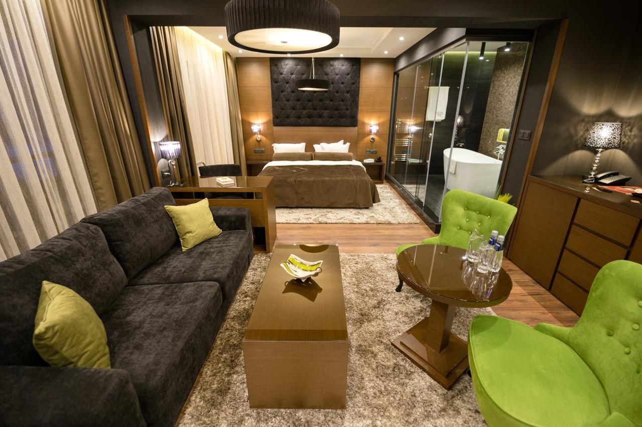 Family Hotel Strannopriemnitza Oreshak  Luaran gambar