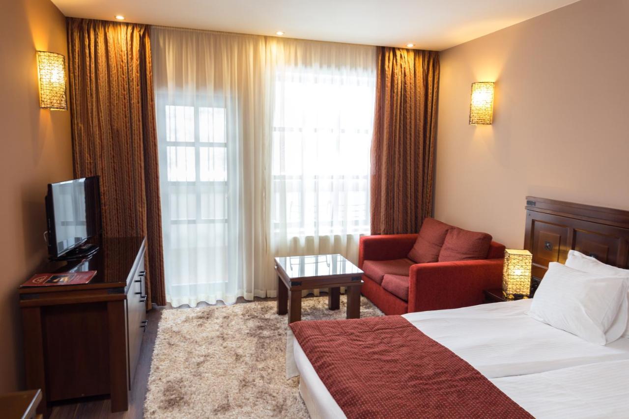 Family Hotel Strannopriemnitza Oreshak  Luaran gambar